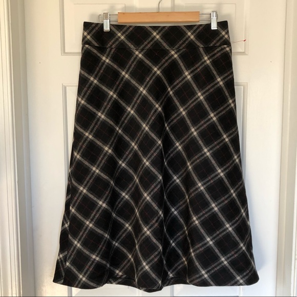 Talbots • Classic plaid wool midi skirt - Picture 2 of 5